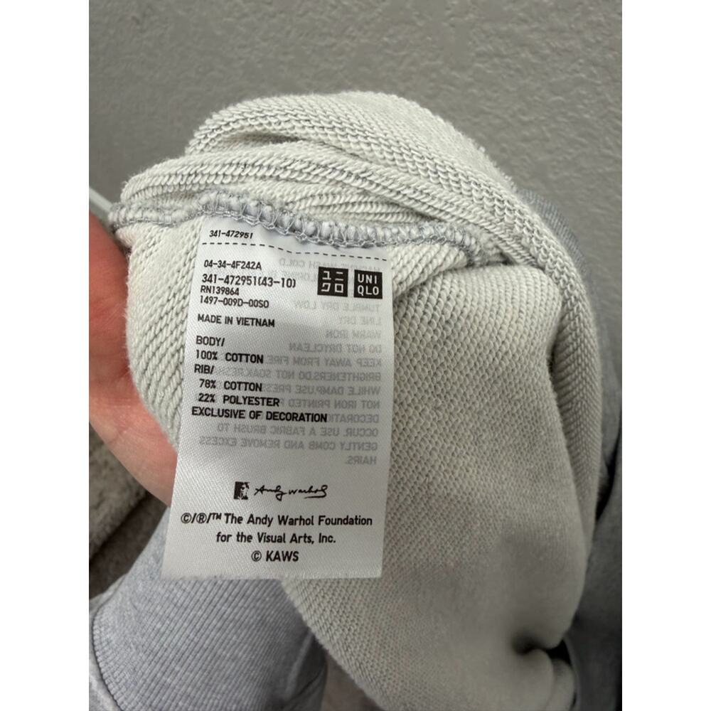 Uniqlo KAWS x Warhol Sweatshirt Large Gray Andy Warhol Banana BFF Crewneck UT - Picture 6 of 7